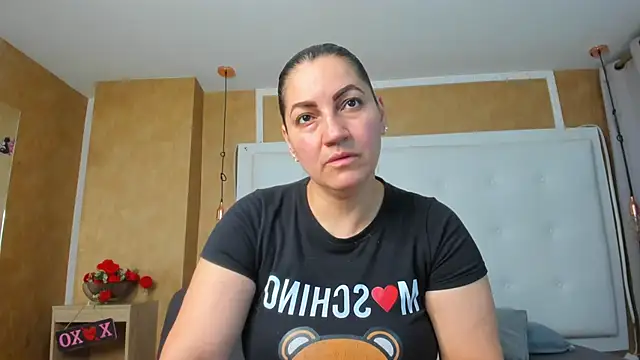 Snapshot of Heidy_milf chatting on June 2026 08:02:01 PM Heidy milf online show from June 2026 08:02:01 PM