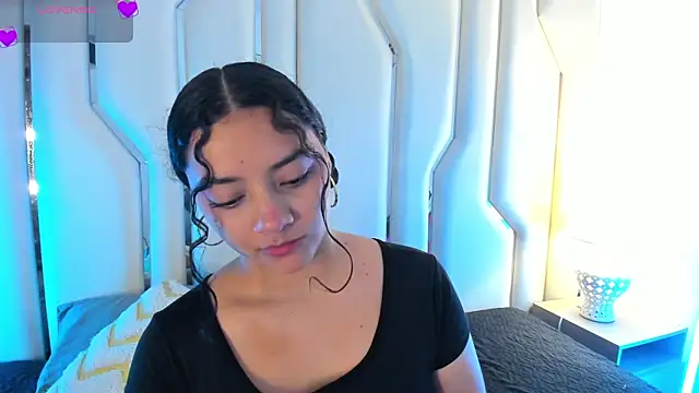 Angellit Afrodita  online show from May 2026 09:17:02 AM
