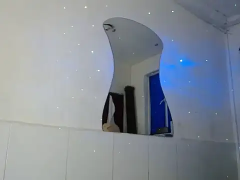 Sexy hotlatin25 online show from September 2025 09:42:01 PM