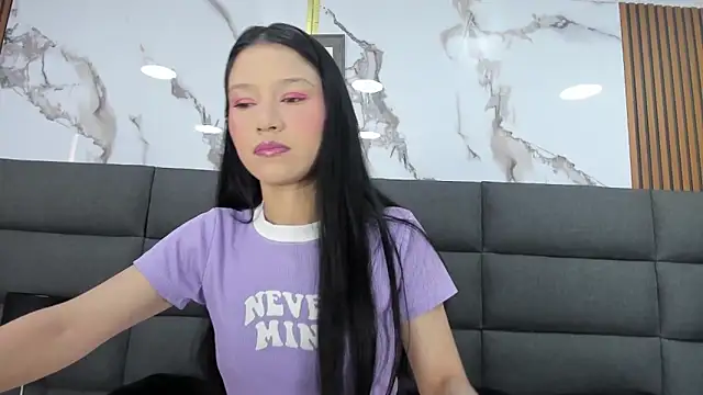 Sophie Calloway online show from March 2026 02:57:01 PM