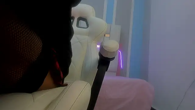 MilkWhore1 online show from February 2026 07:29:01 PM