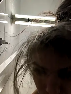 Junani2231 online show from November 2025 12:10:01 AM