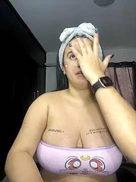 Snapshot of Lana_Herondale chatting on October 2025 08:54:02 PM Lana Herondale online show from October 2025 08:54:02 PM