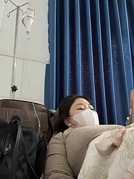 Bonnie-2k online show from April 2026 03:42:01 AM