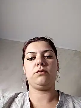 LadyNora online show from April 2026 07:09:02 PM