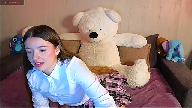 Snapshot of Rosaline_lov chatting on October 2025 07:25:01 PM Rosaline lov online show from October 2025 07:25:01 PM