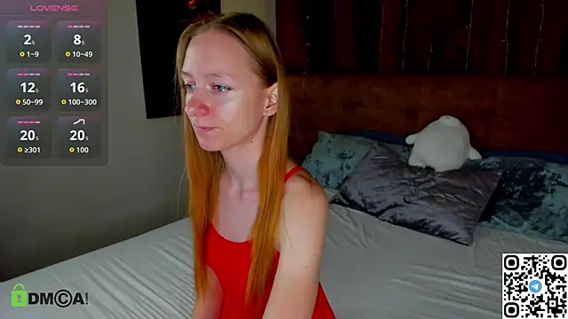 Mia E1fie online show from September 2025 09:30:01 AM