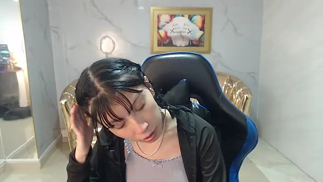 verana s online show from October 2025 08:33:01 AM