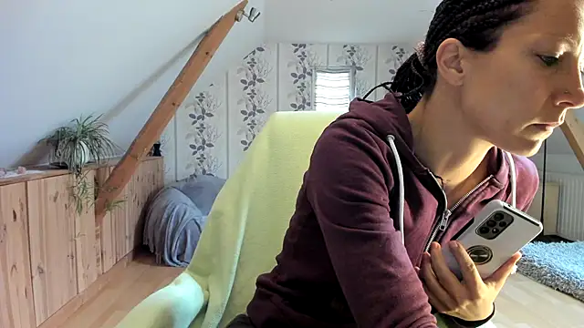 Axunamun online show from November 2025 08:36:02 AM