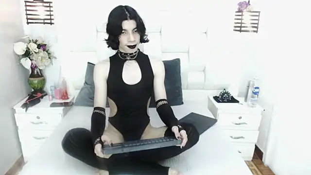 Atley Dolly online show from September 2025 09:59:02 PM