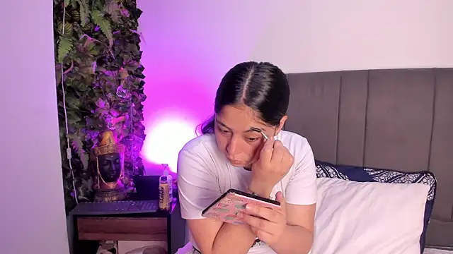 vela-kimm online show from February 2026 08:16:01 PM