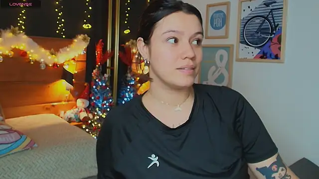 hanna kimura online show from December 2025 07:29:02 PM