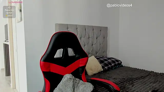 Nicolasmontoya16 online show from October 2025 06:31:02 PM