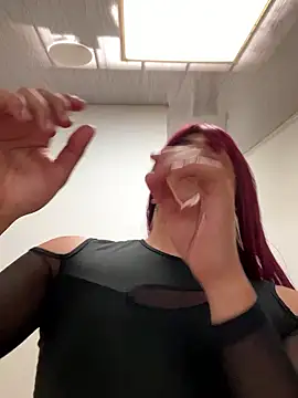 Stifanny Moreli online show from September 2025 08:24:02 PM