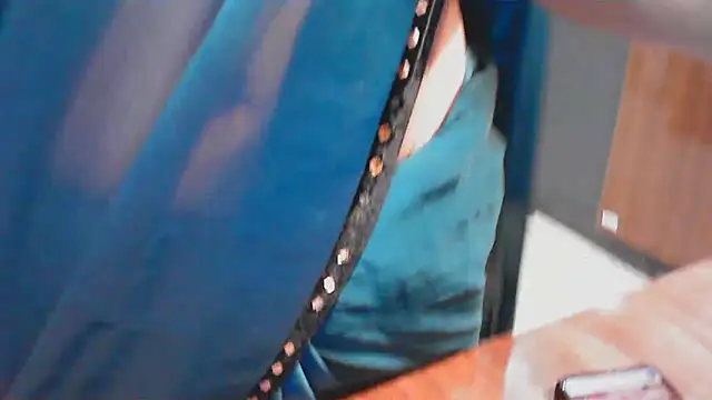 elize   online show from October 2025 12:57:01 AM