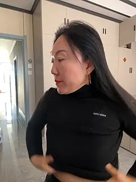 xiaomei-11 online show from December 2025 02:52:01 AM