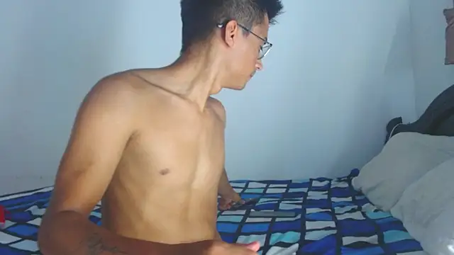 Jacobandluna online show from November 2025 11:54:02 PM