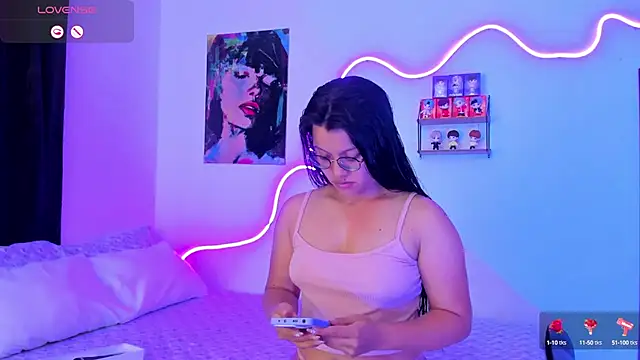 Dilan and Mia online show from October 2025 05:33:02 PM