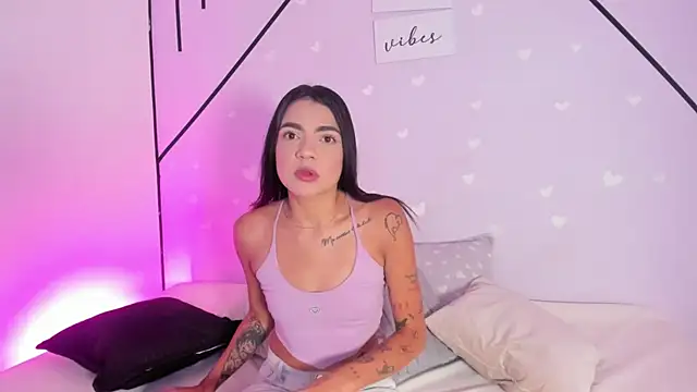 MiahCornell  online show from March 2026 07:42:02 PM