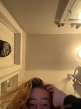 SeccySerena online show from December 2025 01:11:02 AM