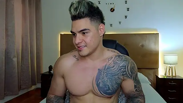 Steven Velez online show from October 2025 08:54:02 PM