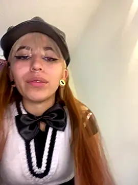 Sallem Pink online show from October 2025 10:25:02 PM