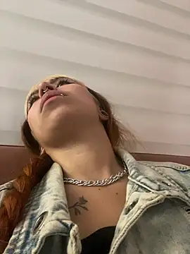 Sallem Pink online show from January 2026 11:37:01 AM