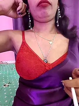 Snapshot of priya_26 chatting on September 2025 12:40:01 PM priya 26 online show from September 2025 12:40:01 PM