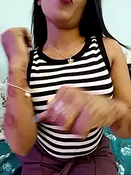 Snapshot of priya_26 chatting on February 2026 08:13:02 PM priya 26 online show from February 2026 08:13:02 PM