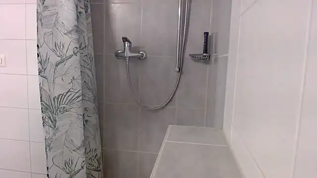 Hijuga online show from September 2025 09:00:01 AM