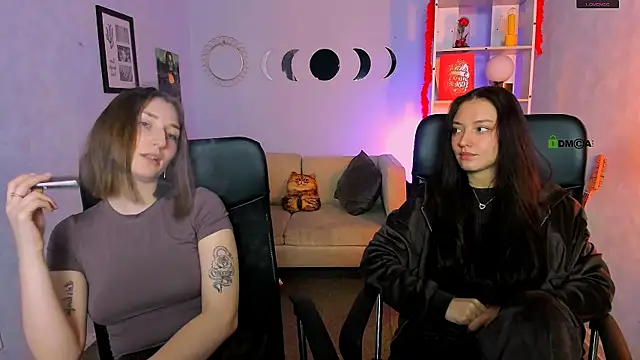 eva smiith  online show from April 2026 05:45:02 AM