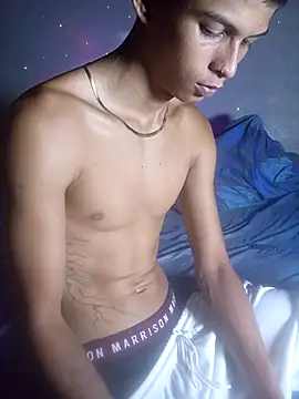 Snapshot of God_Eros_23cm chatting on September 2025 04:25:01 AM God Eros 23cm online show from September 2025 04:25:01 AM