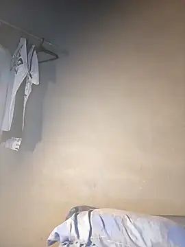 Snapshot of God_Eros_23cm chatting on November 2025 01:39:02 AM God Eros 23cm online show from November 2025 01:39:02 AM