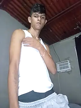 Snapshot of God_Eros_23cm chatting on November 2025 12:16:02 AM God Eros 23cm online show from November 2025 12:16:02 AM