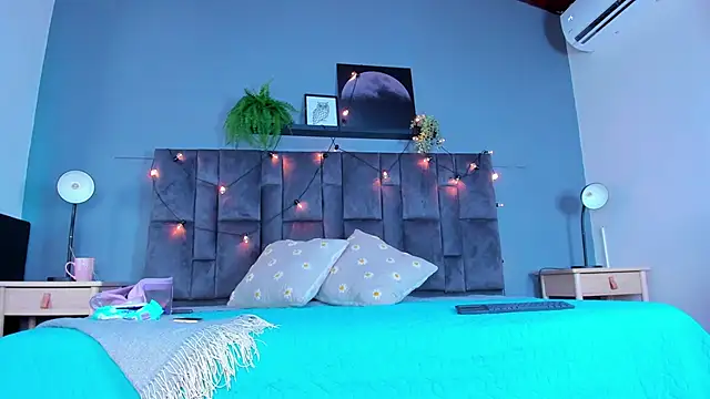 RiriiBrunette   online show from January 2026 10:04:02 PM