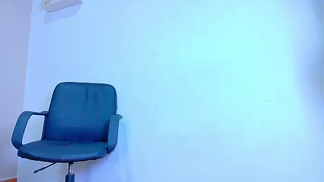 RiriiBrunette   online show from March 2026 08:49:01 PM