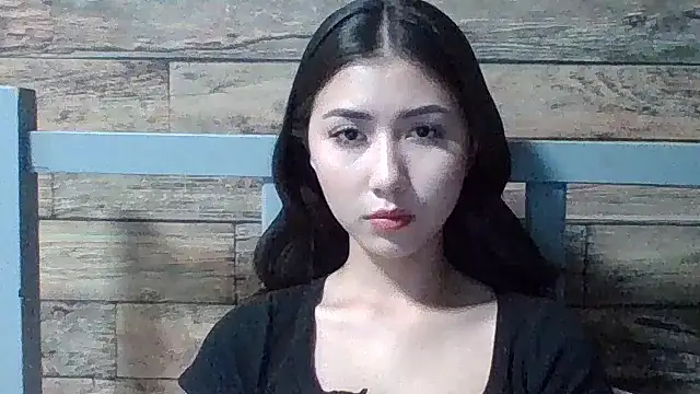 Virginia Hicks online show from November 2025 05:34:01 PM