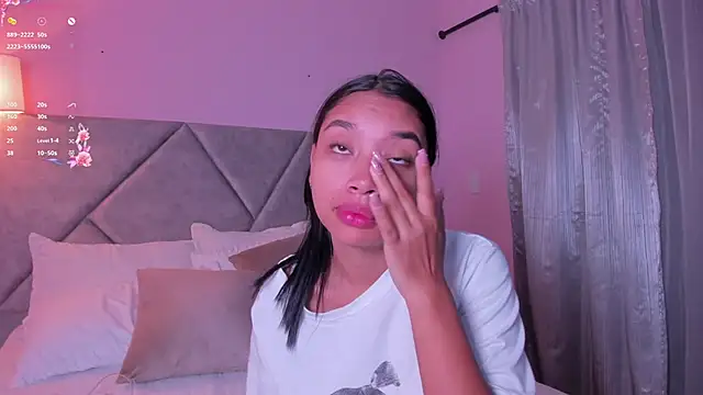 MissPocahontass online show from September 2025 11:21:01 AM