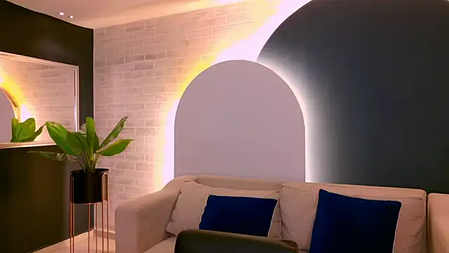 AgathaKondo  online show from November 2025 08:40:02 PM