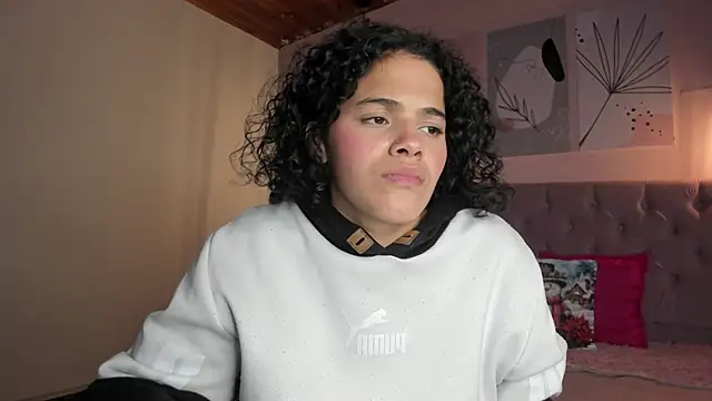 Snapshot of ATENA_JB chatting on November 2025 06:57:01 AM ATENA JB online show from November 2025 06:57:01 AM