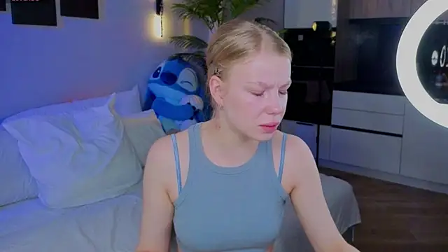 Snapshot of emilyshepar_d chatting on May 2026 02:19:01 AM emilyshepar d online show from May 2026 02:19:01 AM