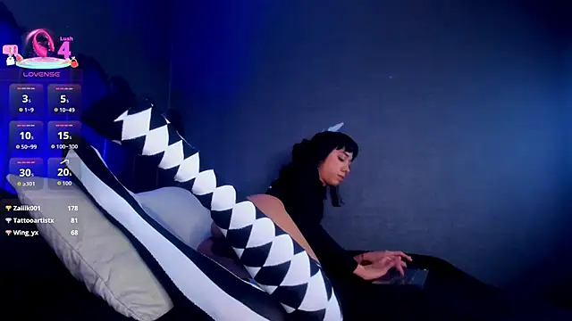 Gina 77 online show from October 2025 05:11:01 PM