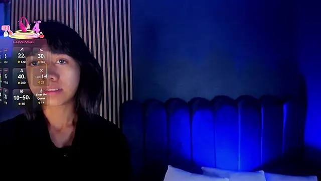 Gina 77 online show from October 2025 12:06:01 PM