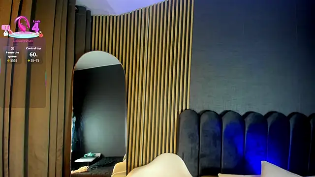 Gina 77 online show from October 2025 12:28:01 PM