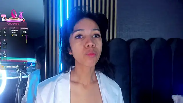 Gina 77 online show from November 2025 12:40:02 PM