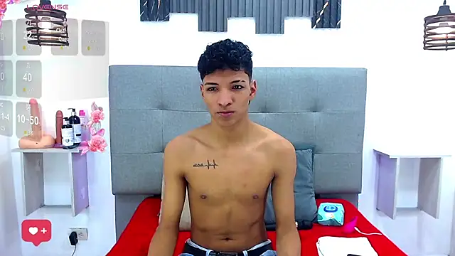 Rick Wade online show from November 2025 04:01:02 AM