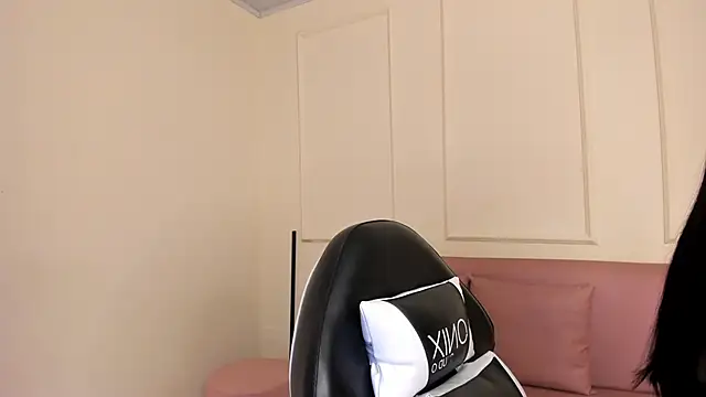 Lilily lv online show from September 2025 12:17:02 PM