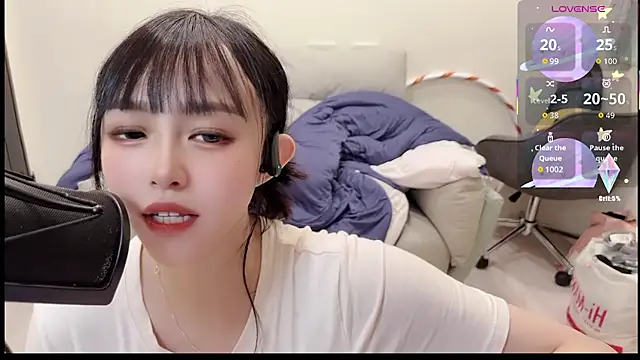 Yucheng  520 online show from September 2025 04:39:01 PM