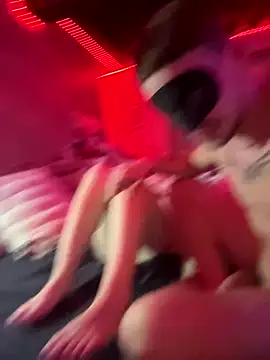 stripadlo online show from November 2025 04:49:01 PM