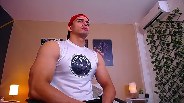 ChristopherBlack  online show from October 2025 01:10:02 PM